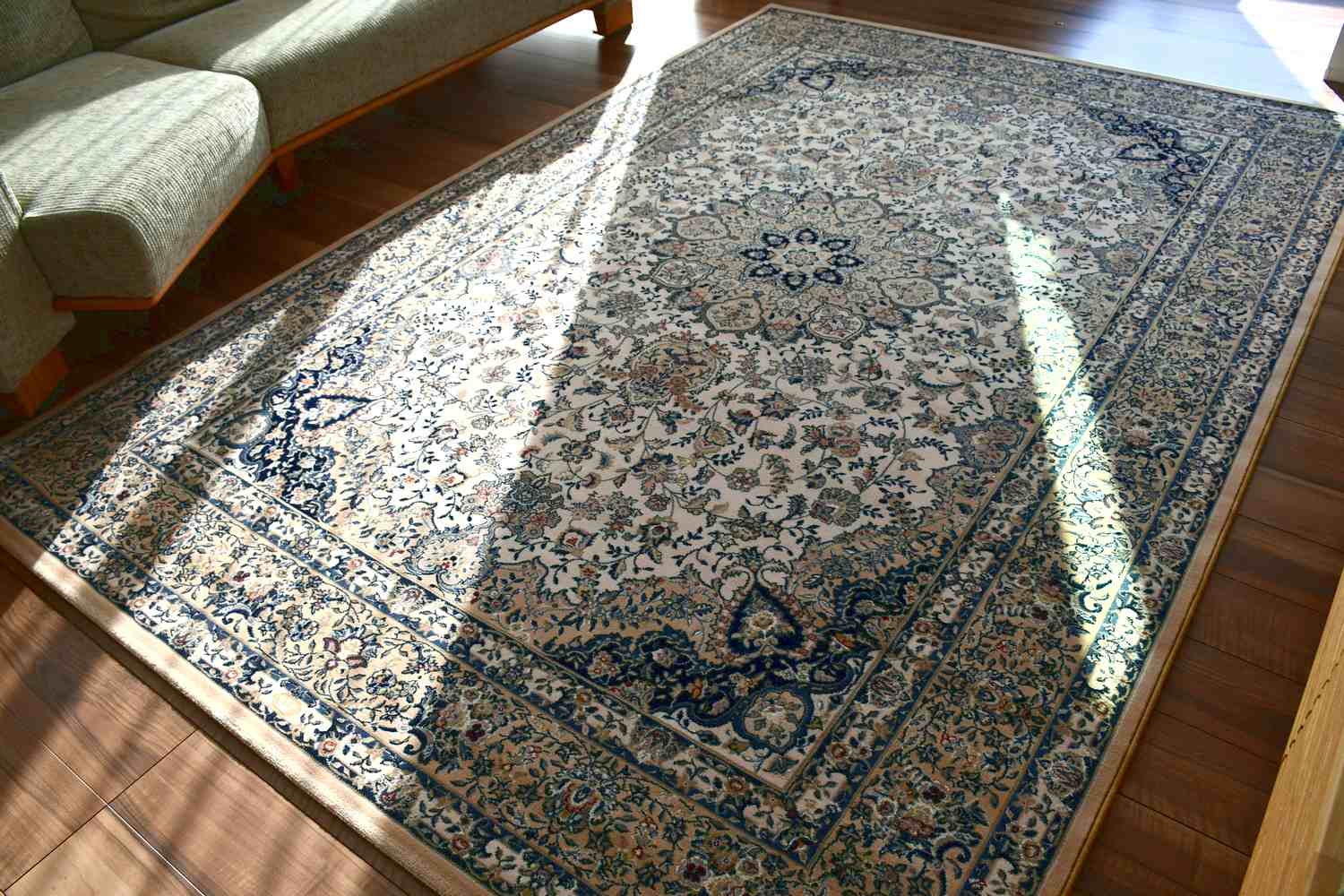 絨毯 カーペット 6畳 六畳 ベルギー ラグ ウール シルク 60万ノット 