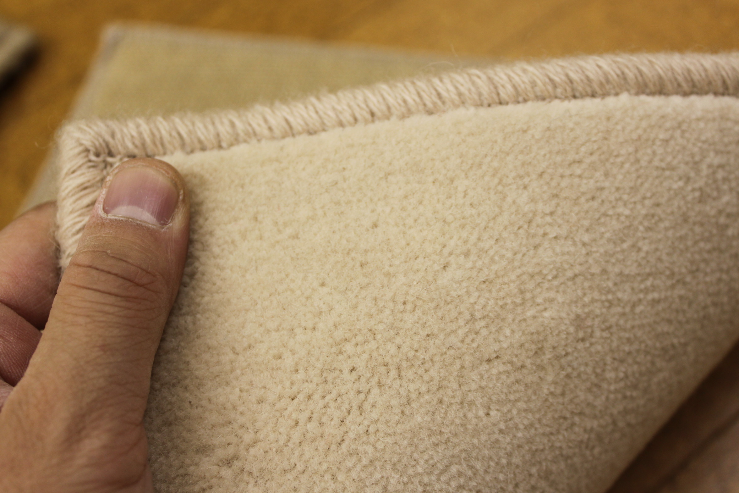 ウール カーペット 約1.5帖 じゅうたん 絨毯 日本製 防炎 防ダニ 抗菌 