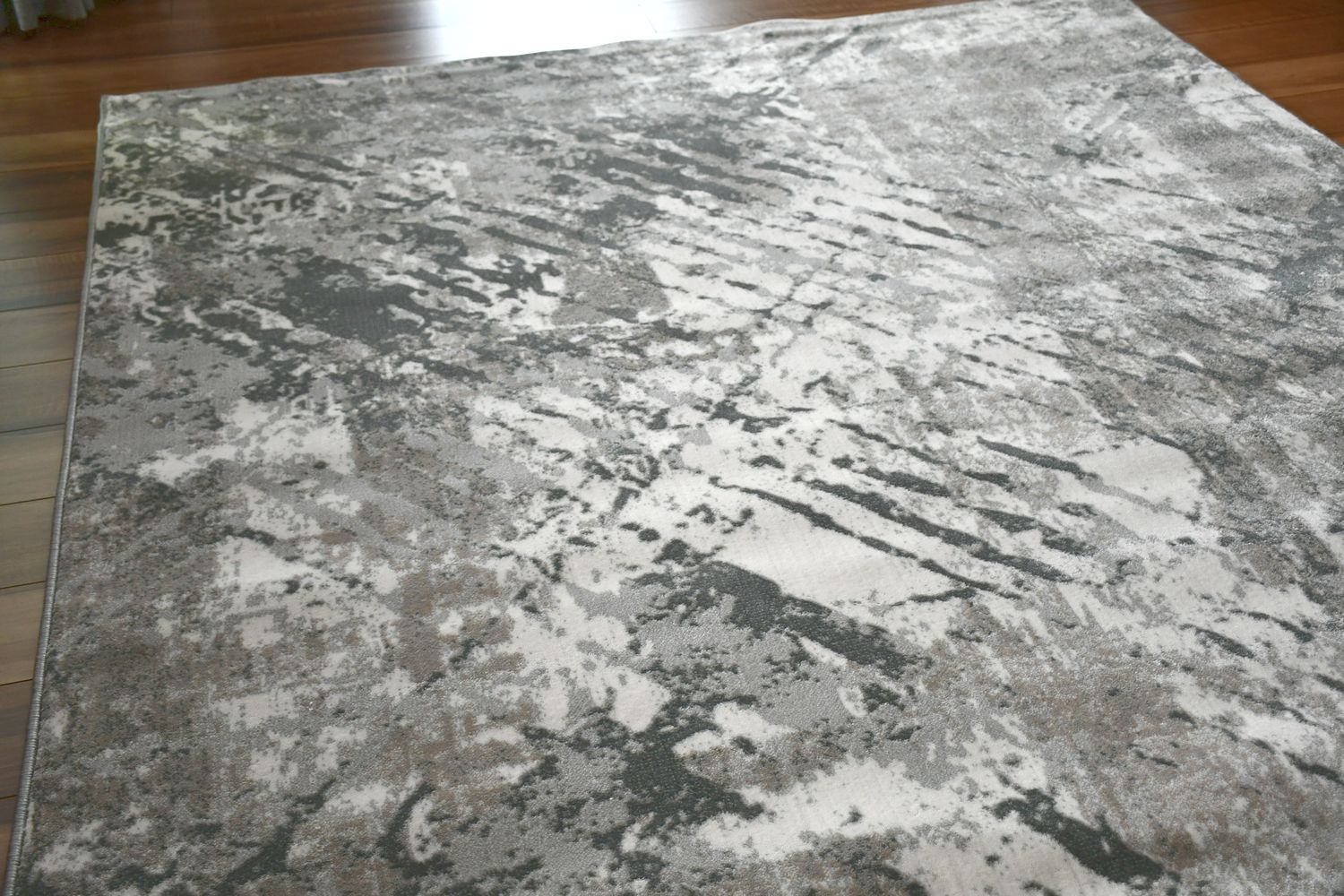 絨毯 ラグ 輸入 海外 画像 柄