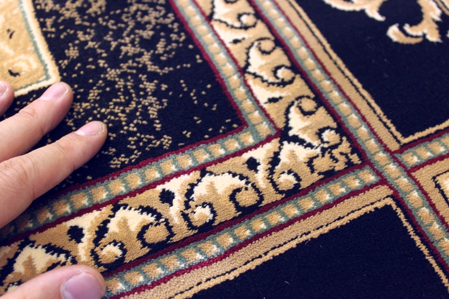 最高級 ベルギー 絨毯 カーペット じゅうたん ラグ 厚手 ロングセラー75万ノット ブラック ゴールド 【品名 シェラサド】 約３畳　 200×250cm